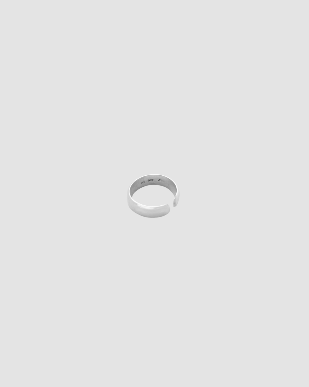 material:silver;