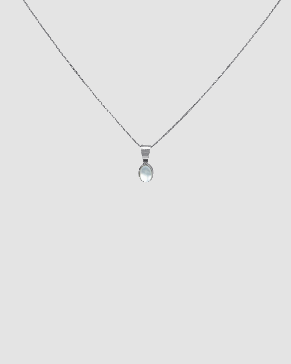 material:silver; add-on:simple-necklace; add-on:aquamarine-add-on;