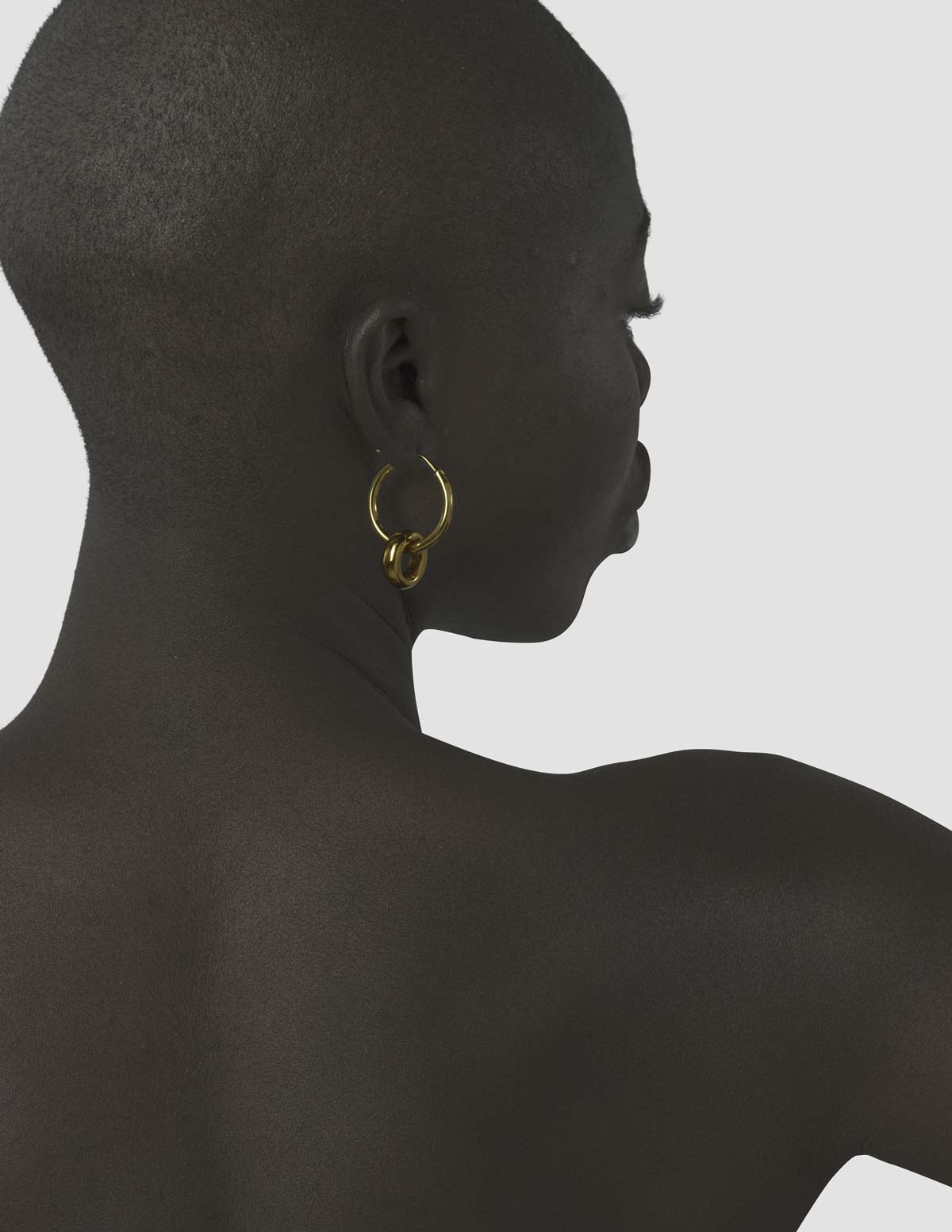 material:gold;