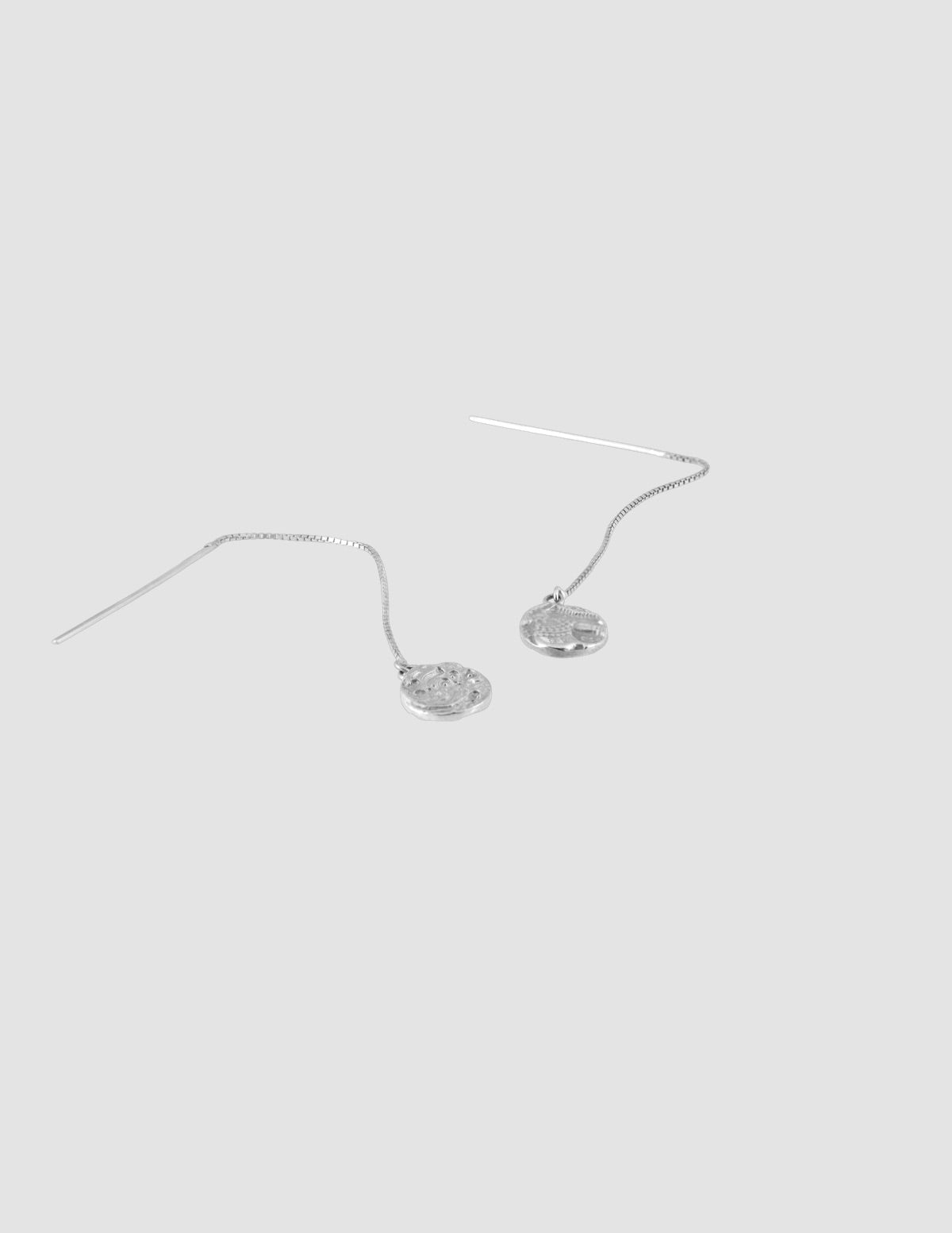 material:silver;