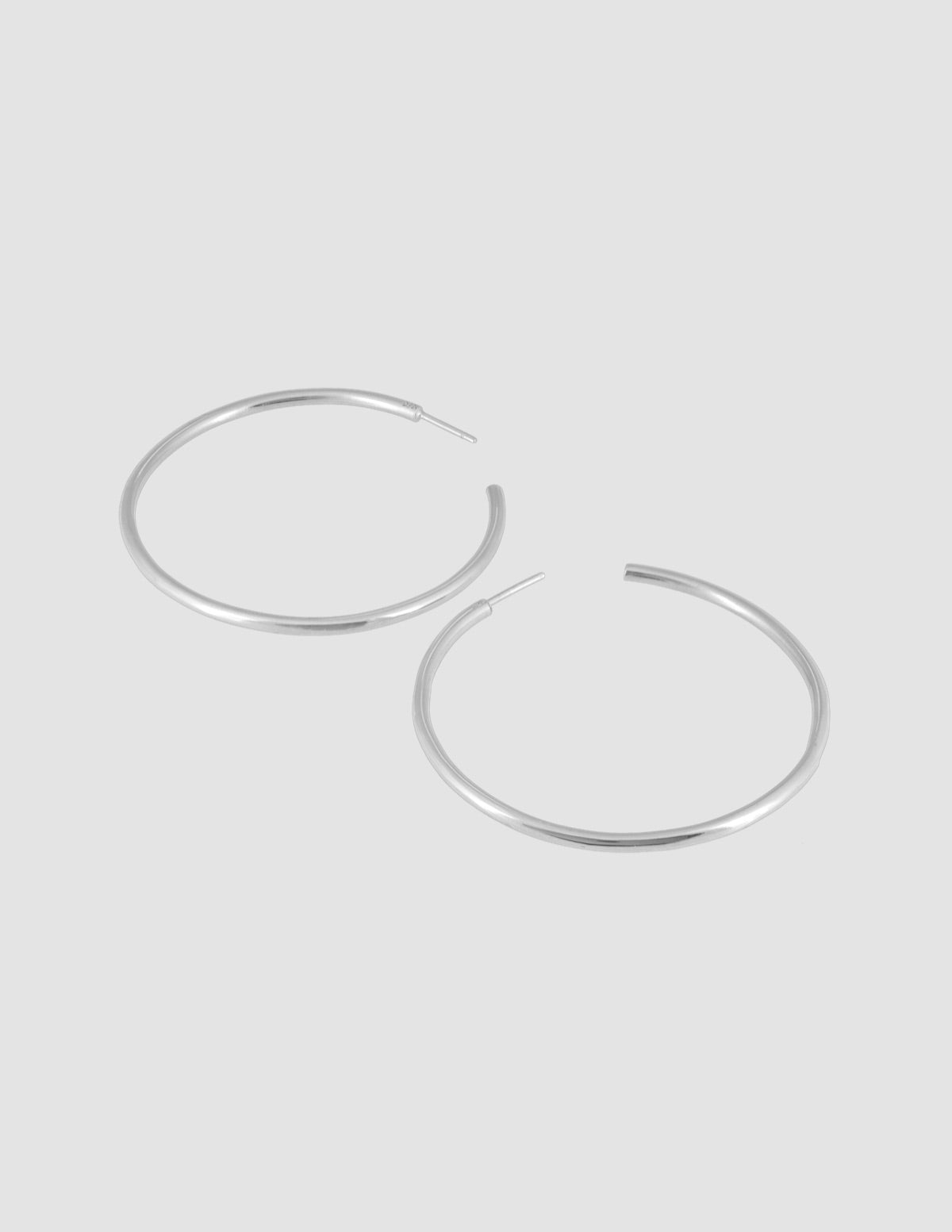 material:silver;