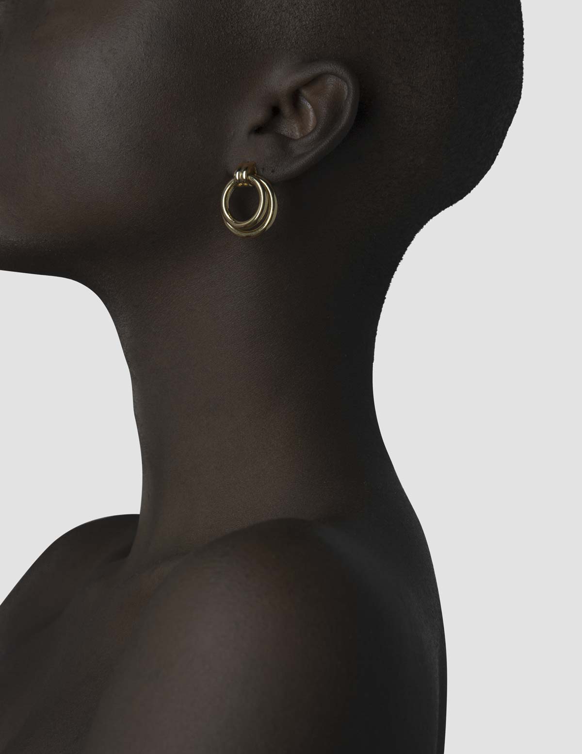 material:gold;
