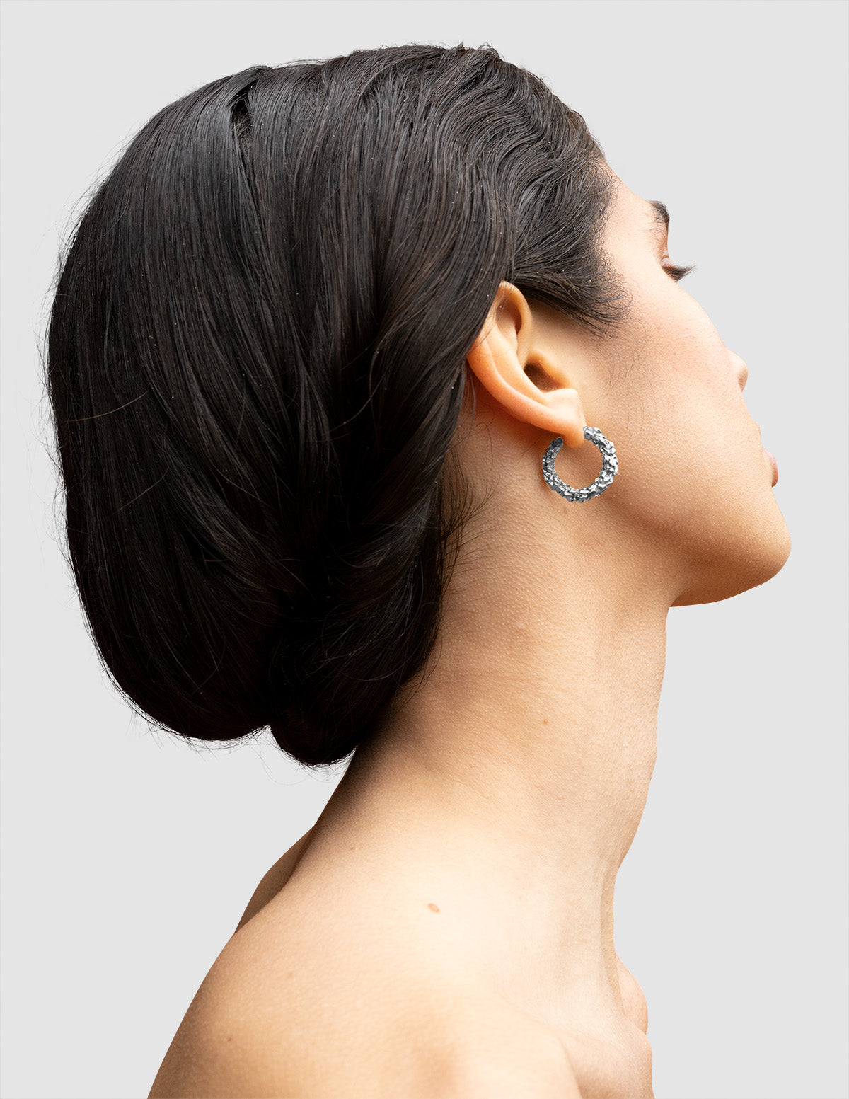 material:silver;