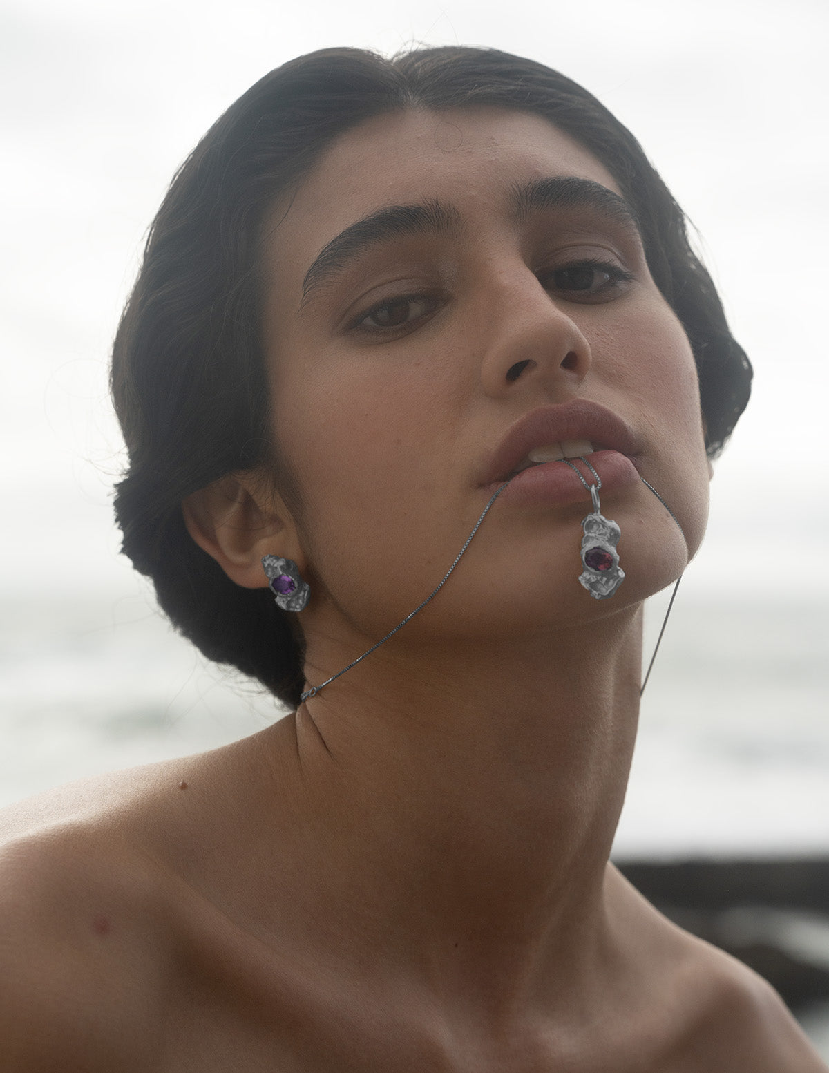 material:silver;