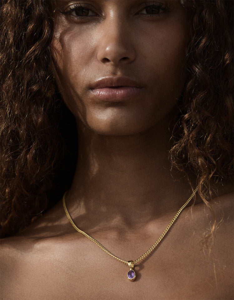 material:gold;
