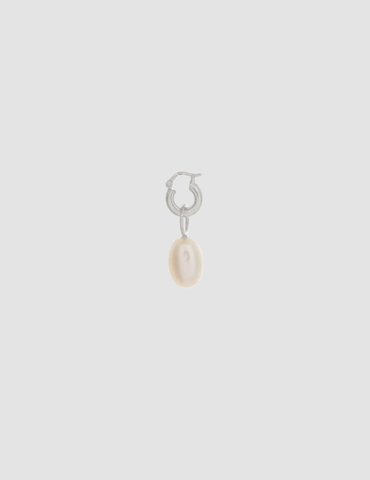 material:silver; add-on:tiny-vintage-hoops-click-1;
