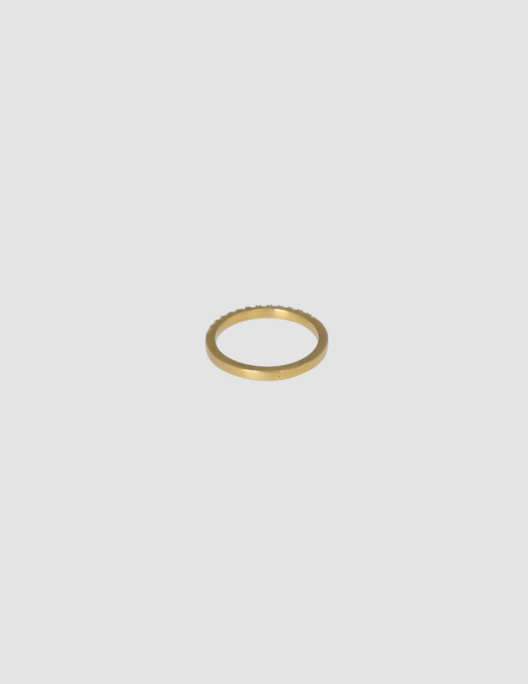 material:gold;