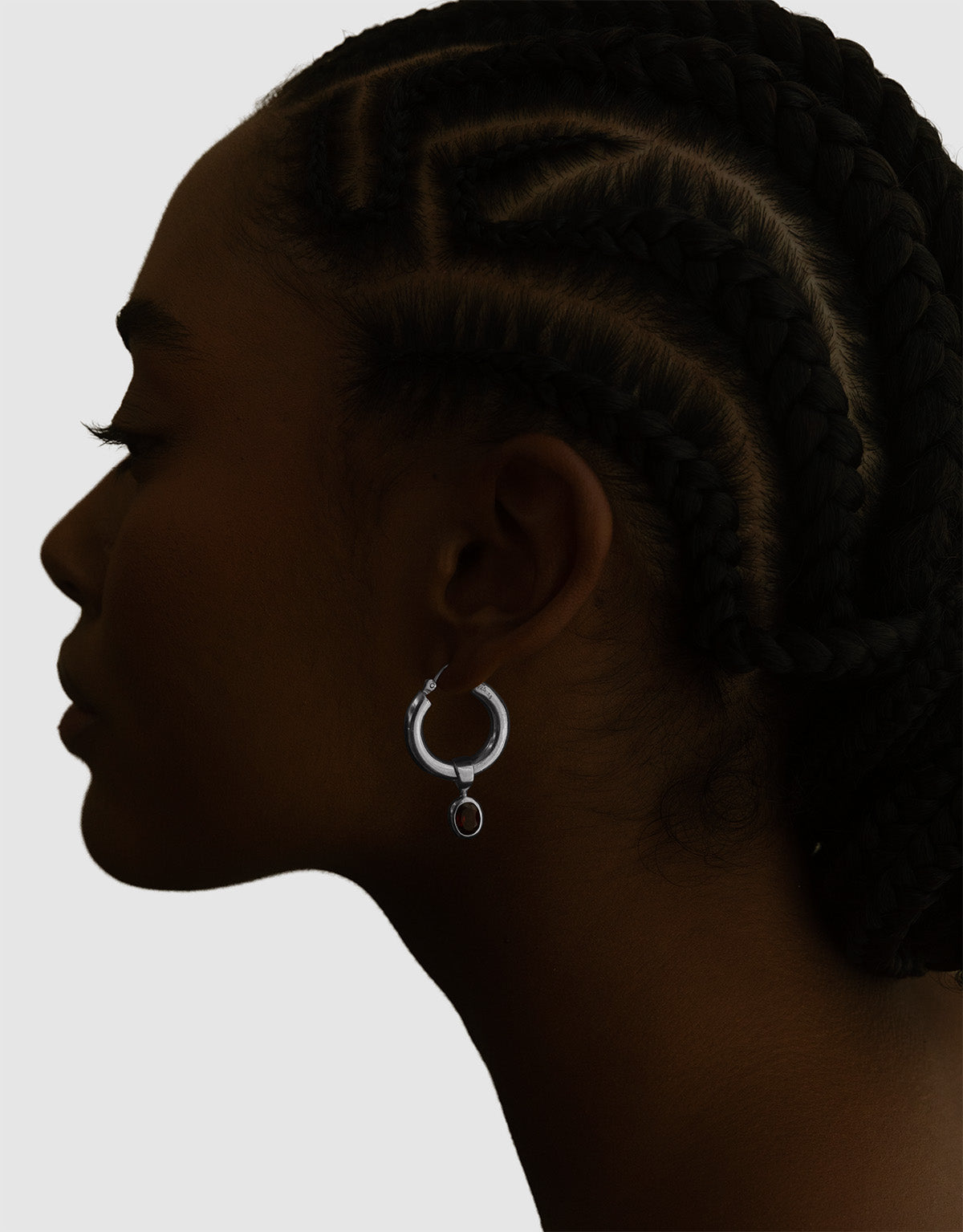 material:silver;