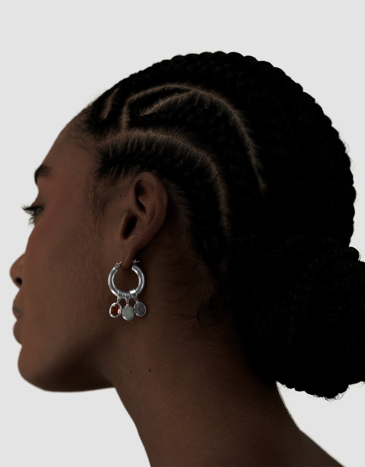material:silver;