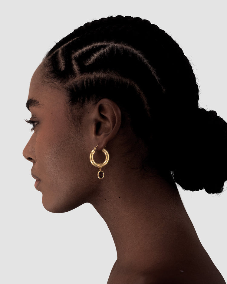 material:gold;