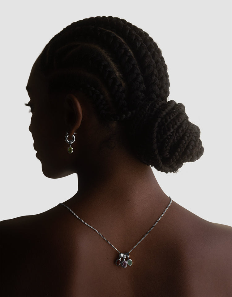 material:silver;