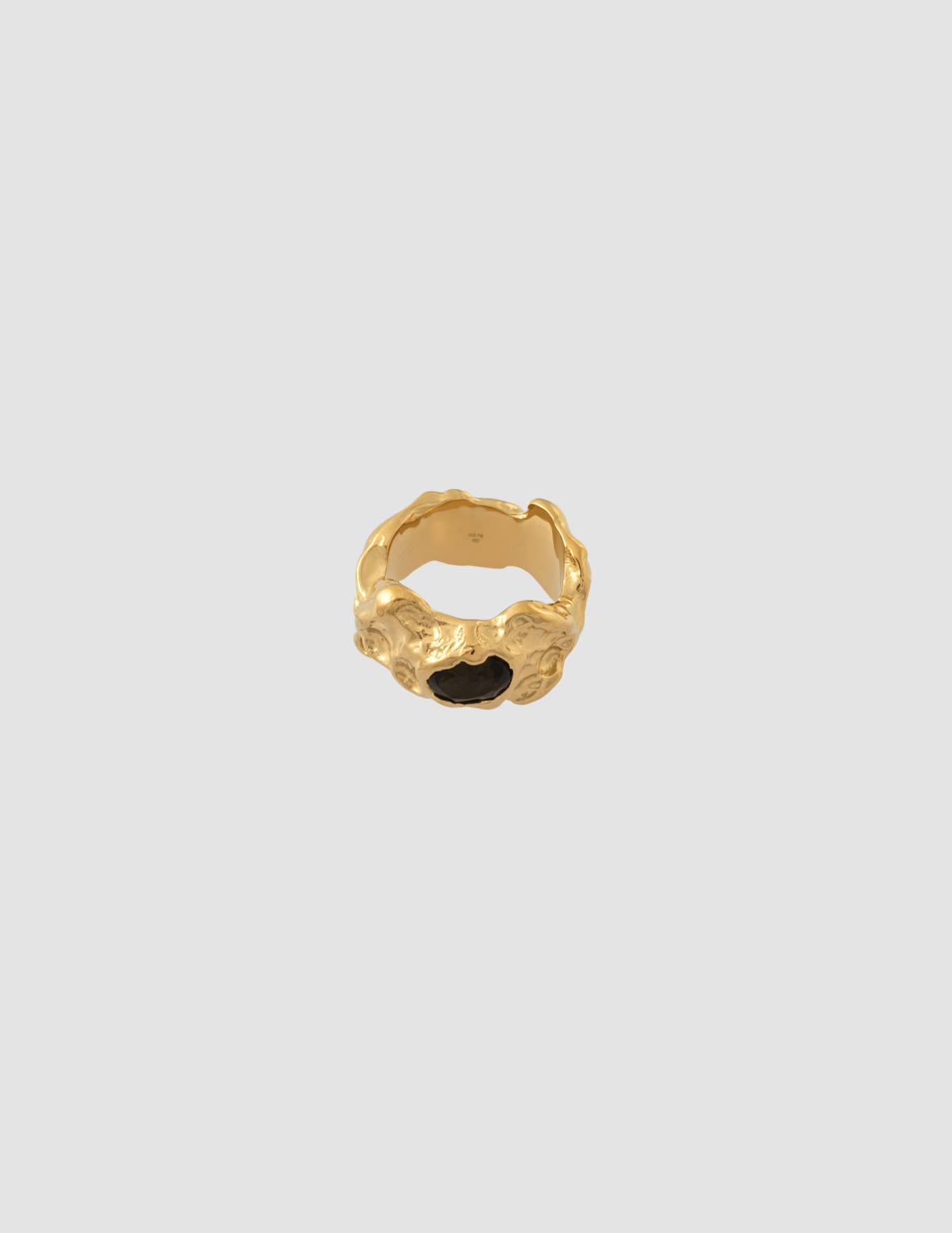 material:gold;