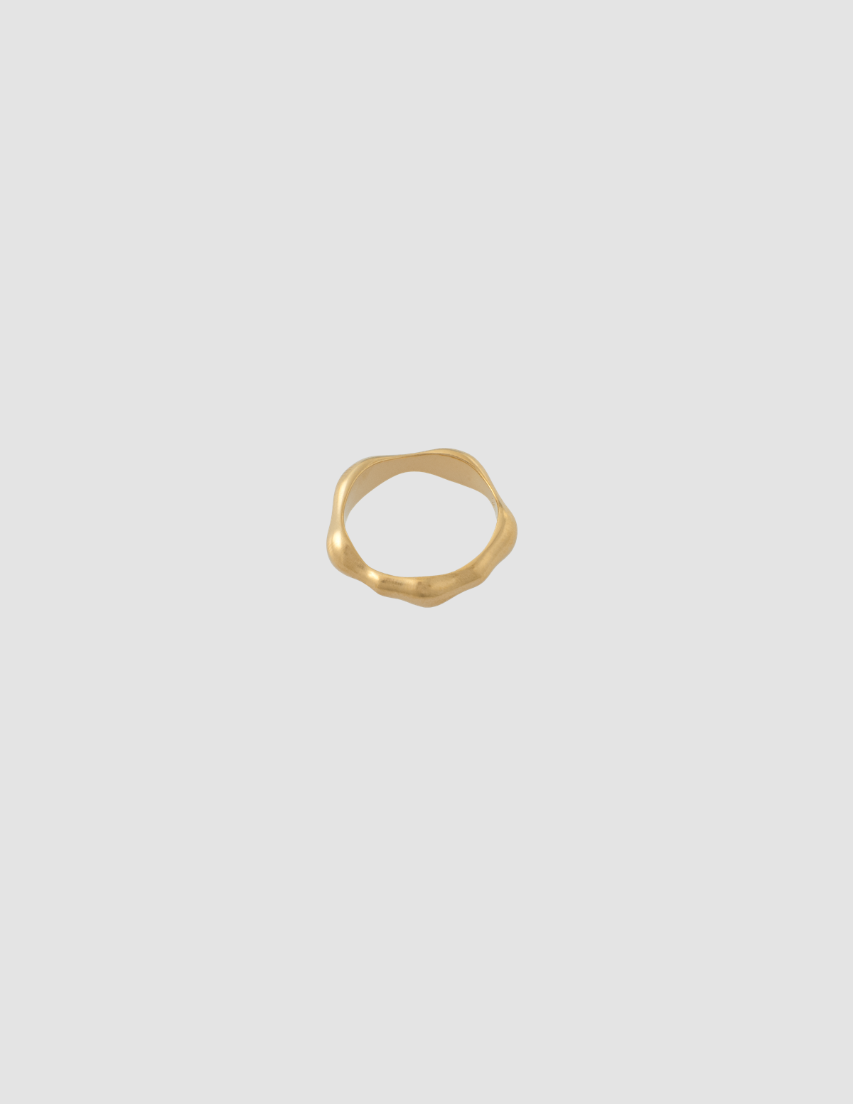 material:gold;