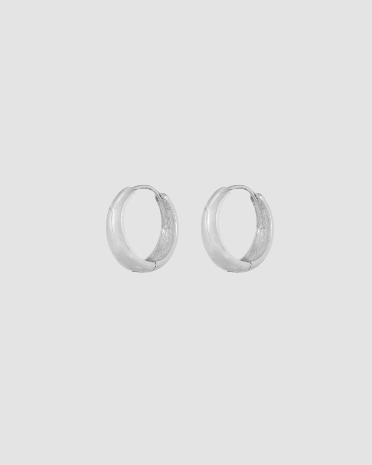 material:silver;