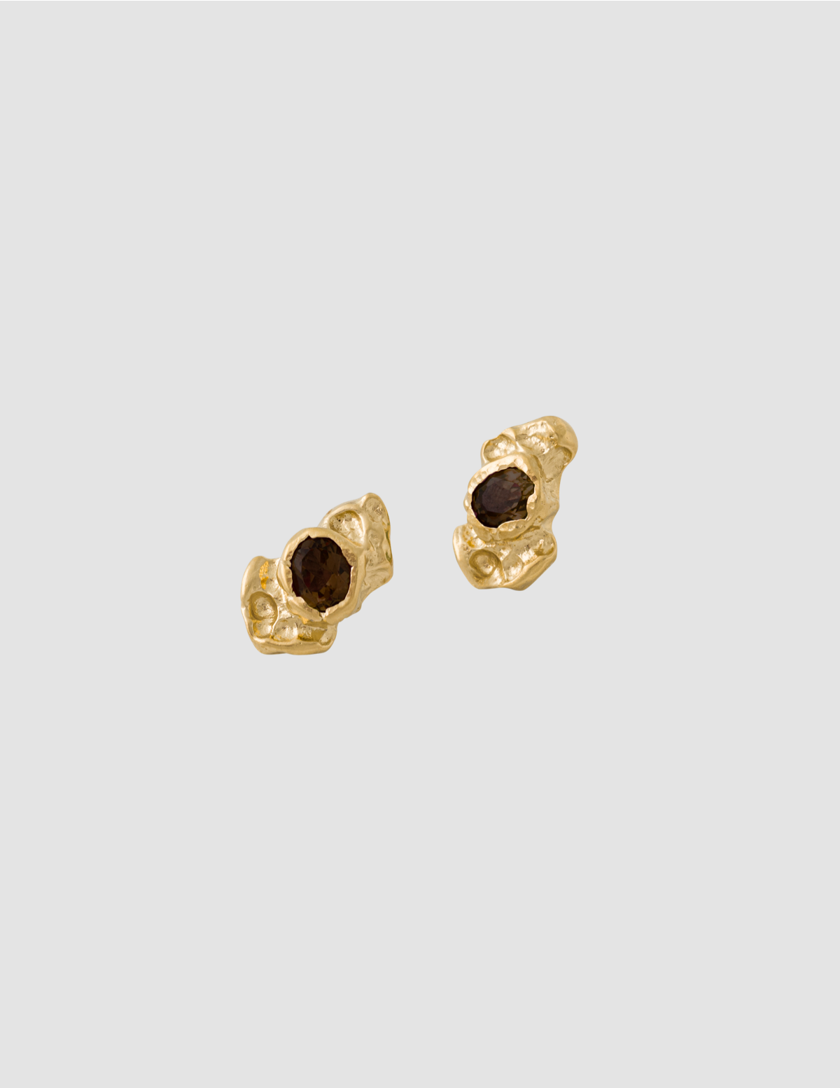 material:gold;