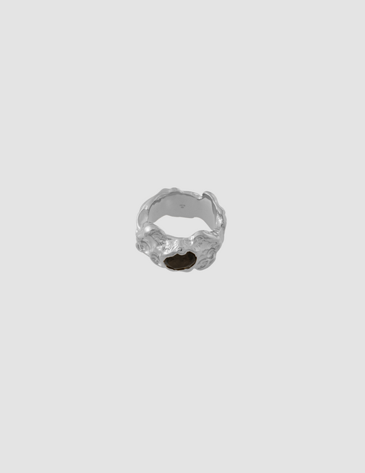 material:silver;