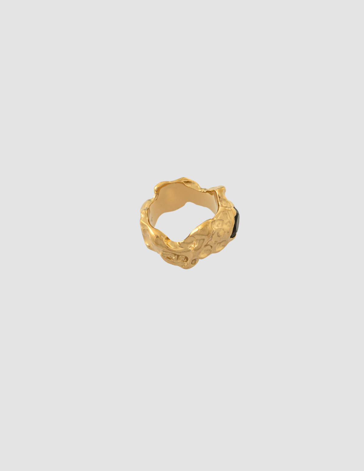 material:gold;