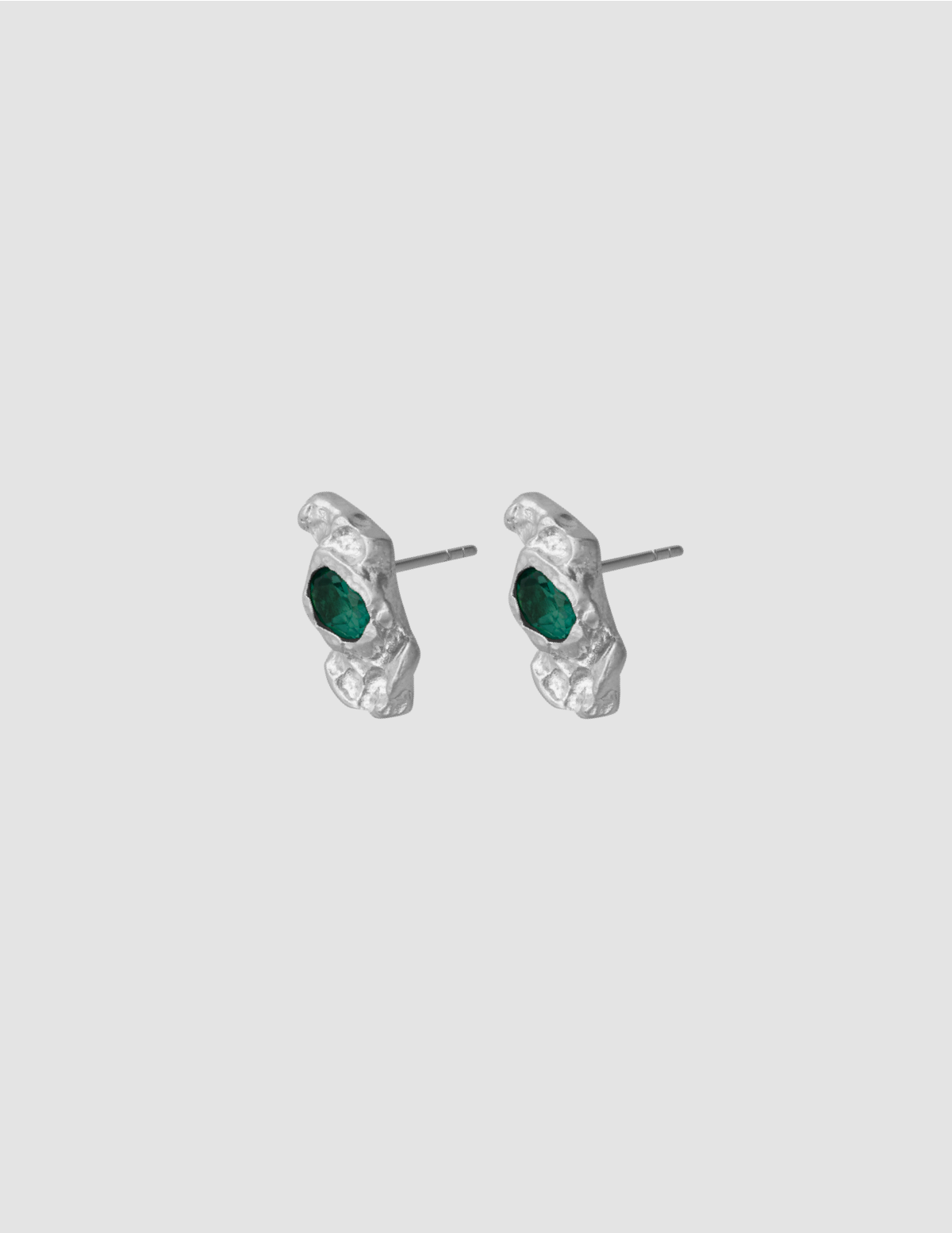 material:silver;