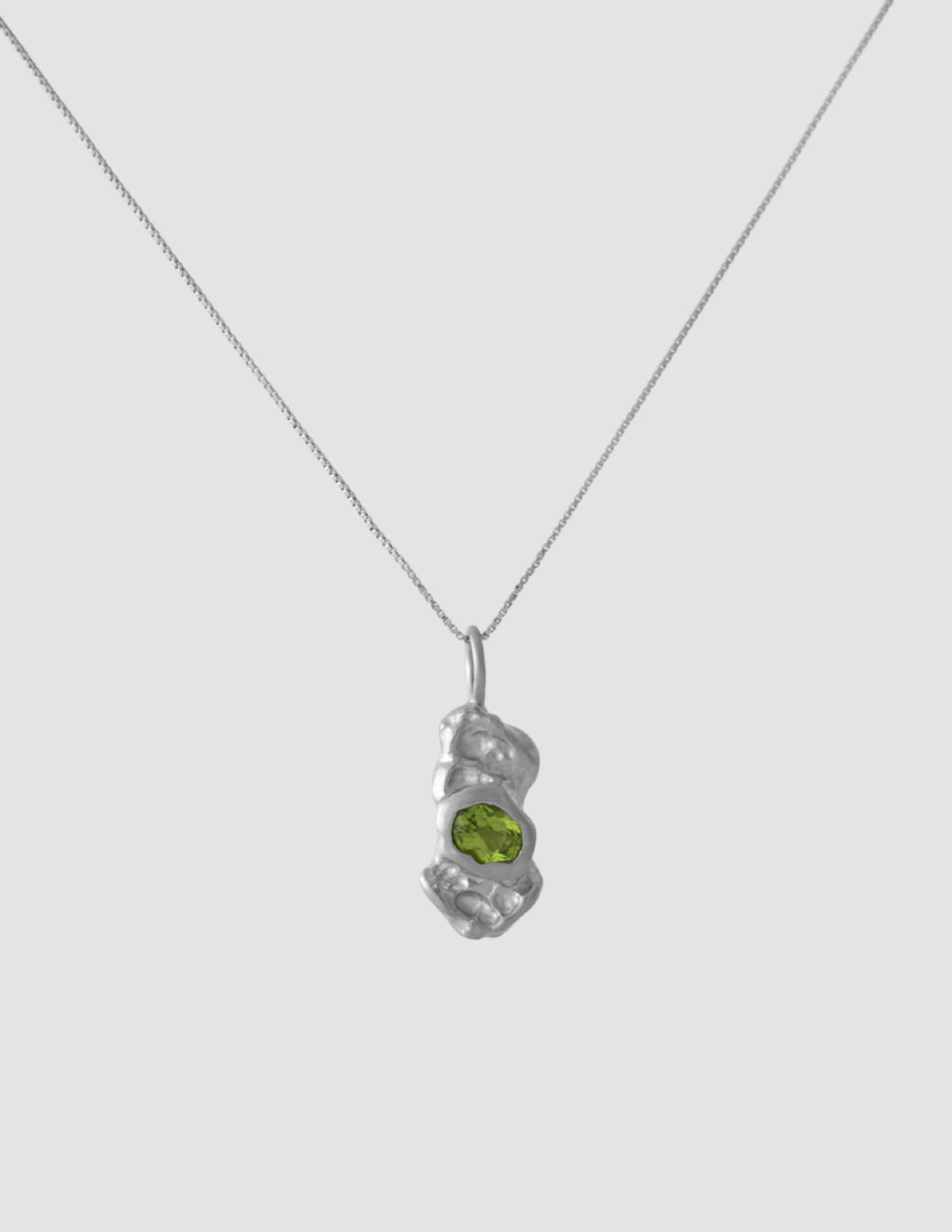material:silver; add-on:simple-necklace; add-on:lea-de-nil-add-on;