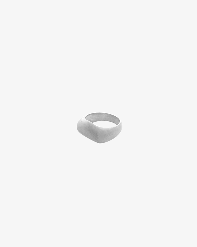 material:silver;