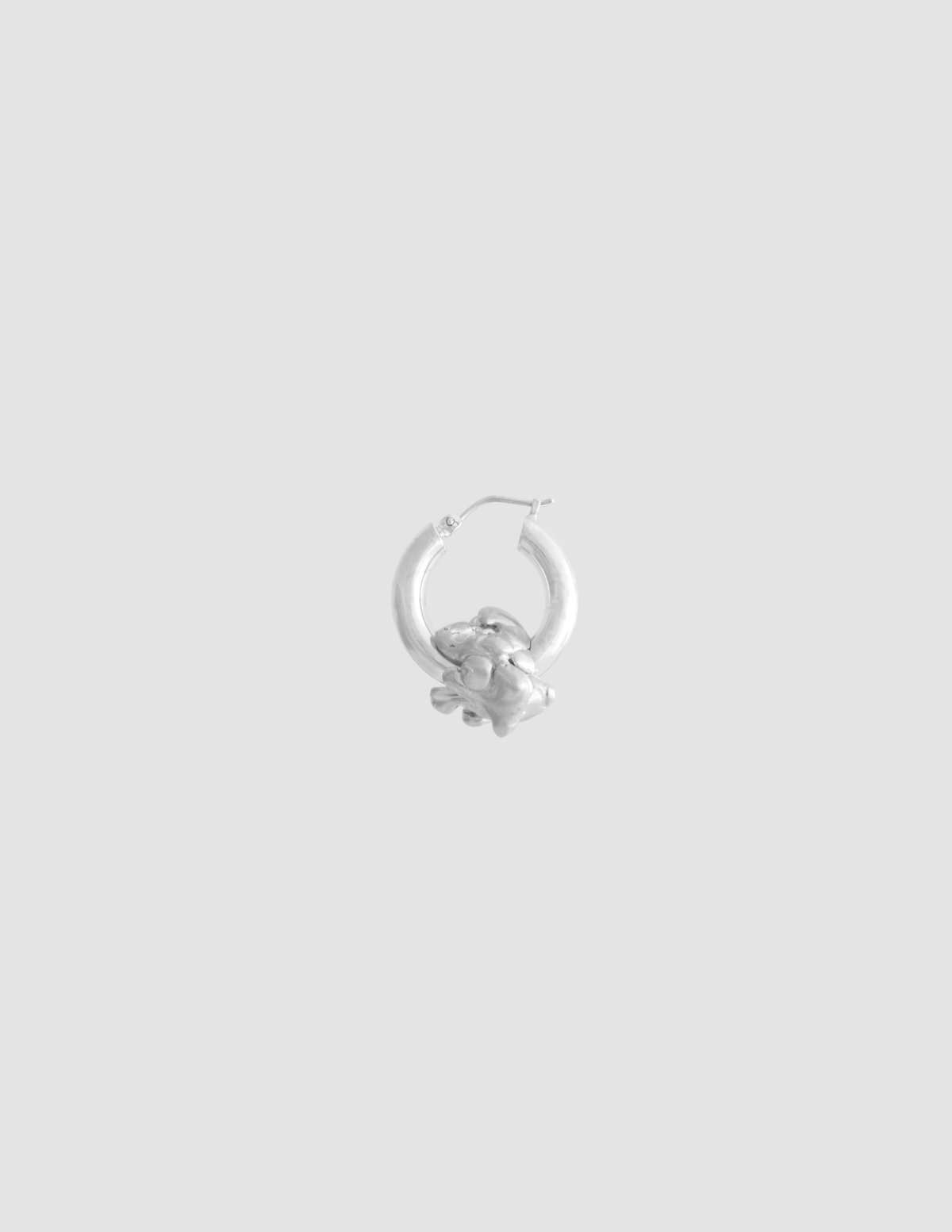 material:silver; add-on:hoops-click; add-on:melted-add-on;