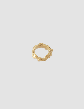 material:gold;