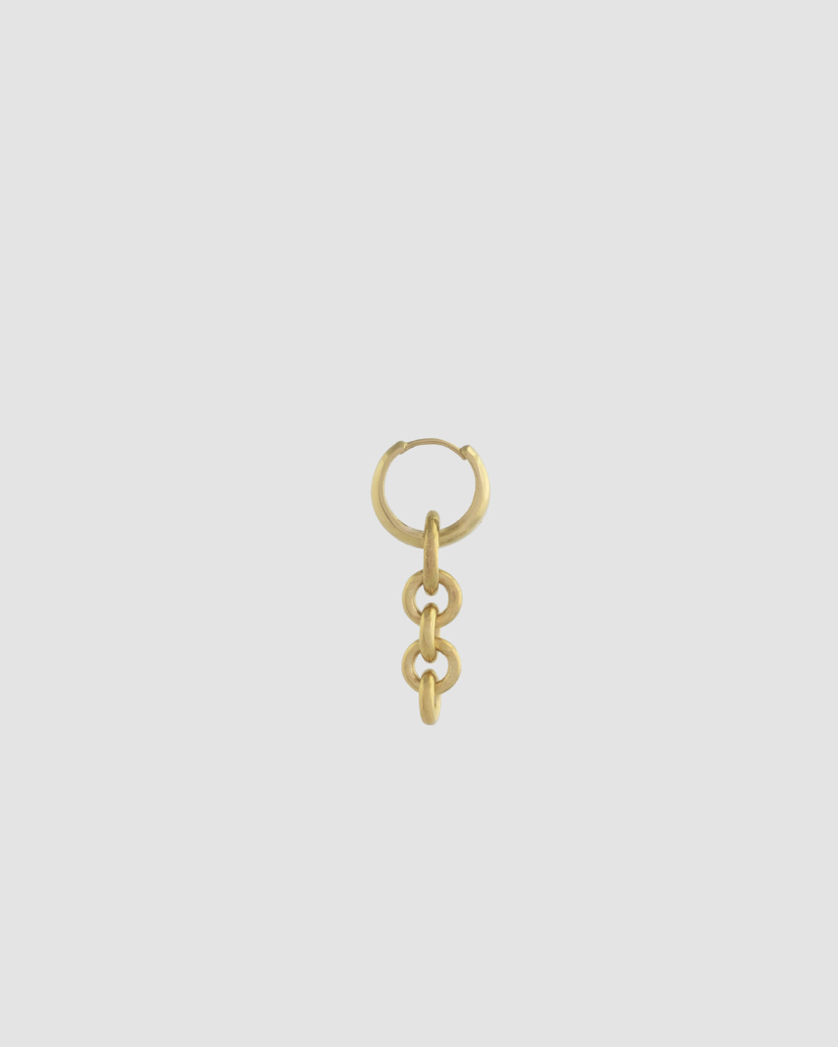 material:gold; add-on:tiny-circa-hoops; add-on:curl-quadruple-add-on;