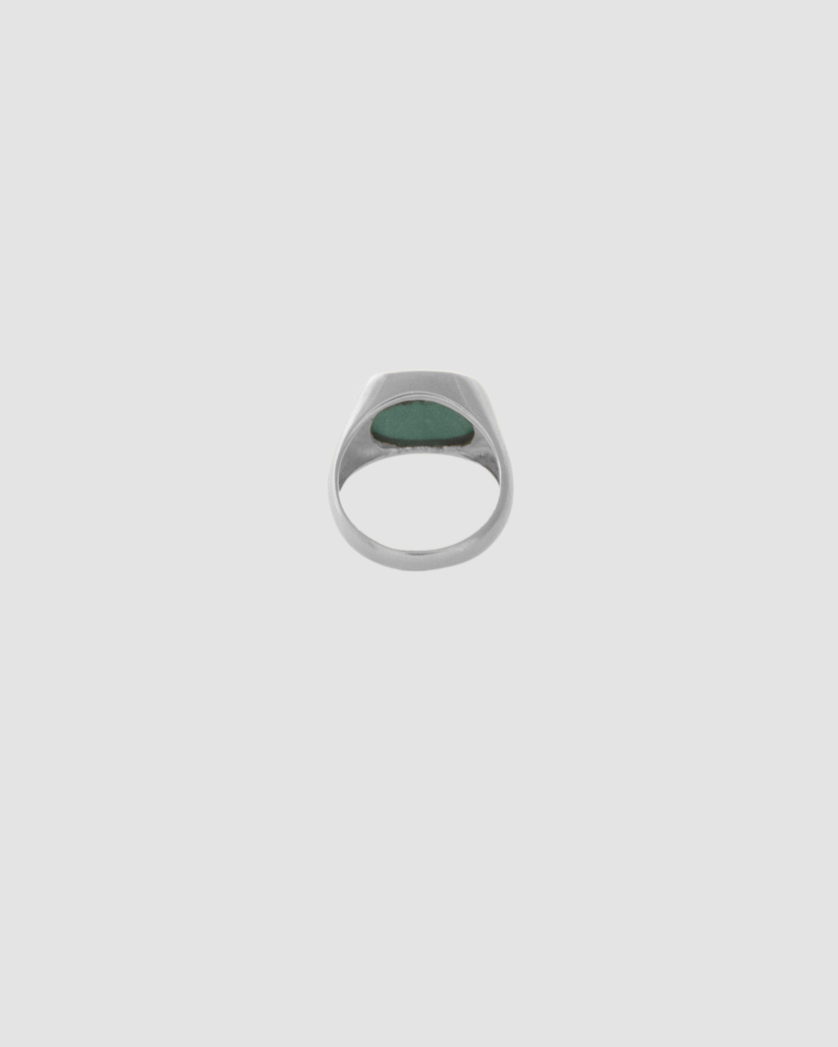 material:silver;