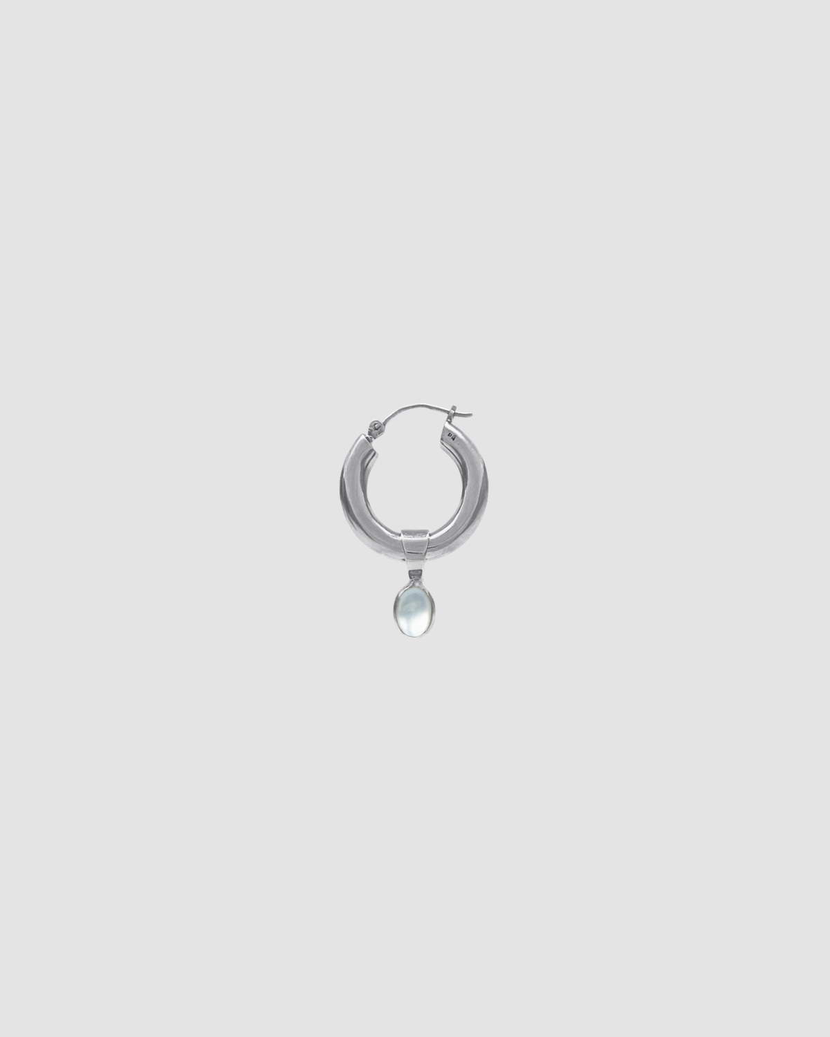material:gold; add-on:hoops-click; add-on:aquamarine-add-on;