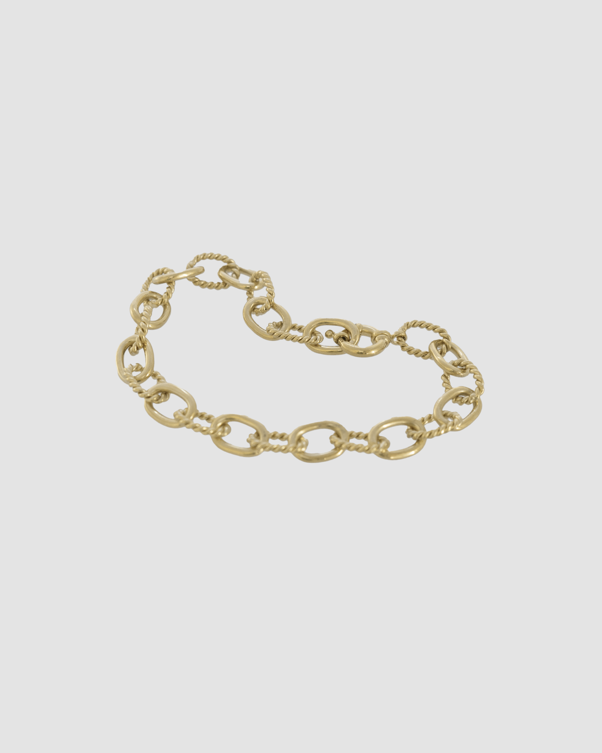 material:gold;