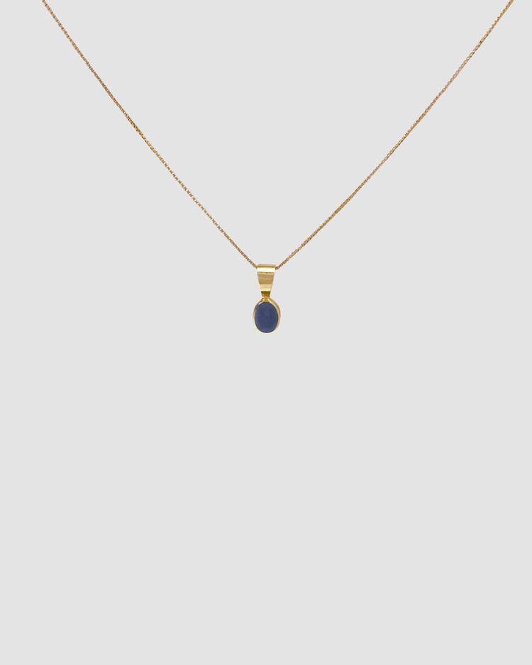 material:gold; add-on:simple-necklace; add-on:lapislazuli-add-on;