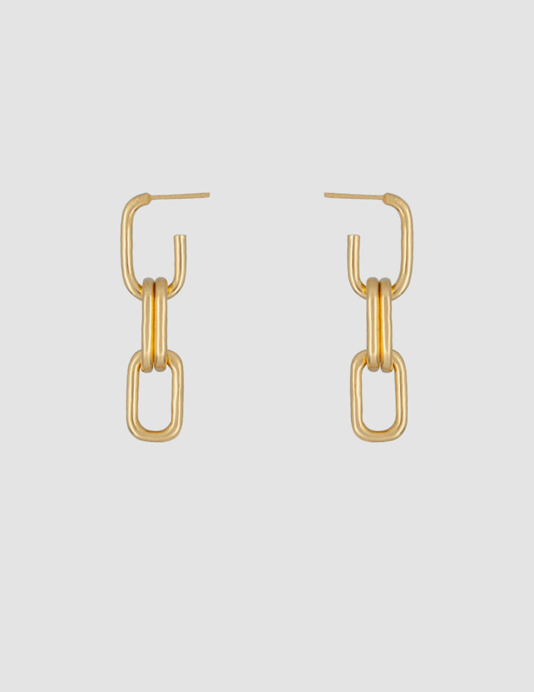 material:gold; add-on:squareoval-hoop; add-on:square-oval-add-on;