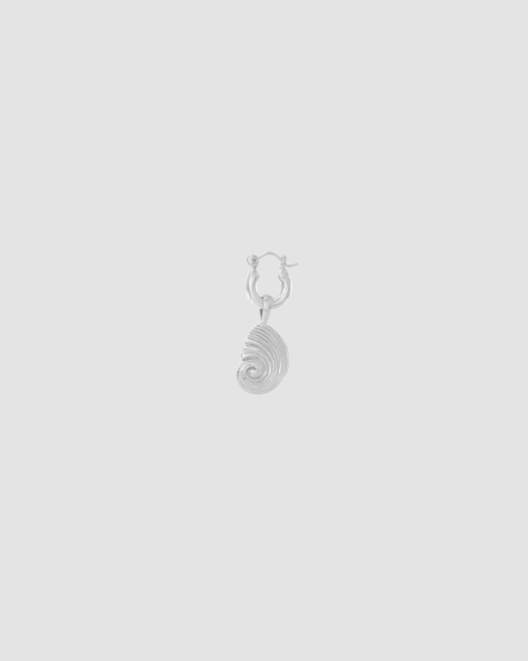 material:silver; add-on:tiny-vintage-hoops-click; add-on:tiny-shell-pendant;