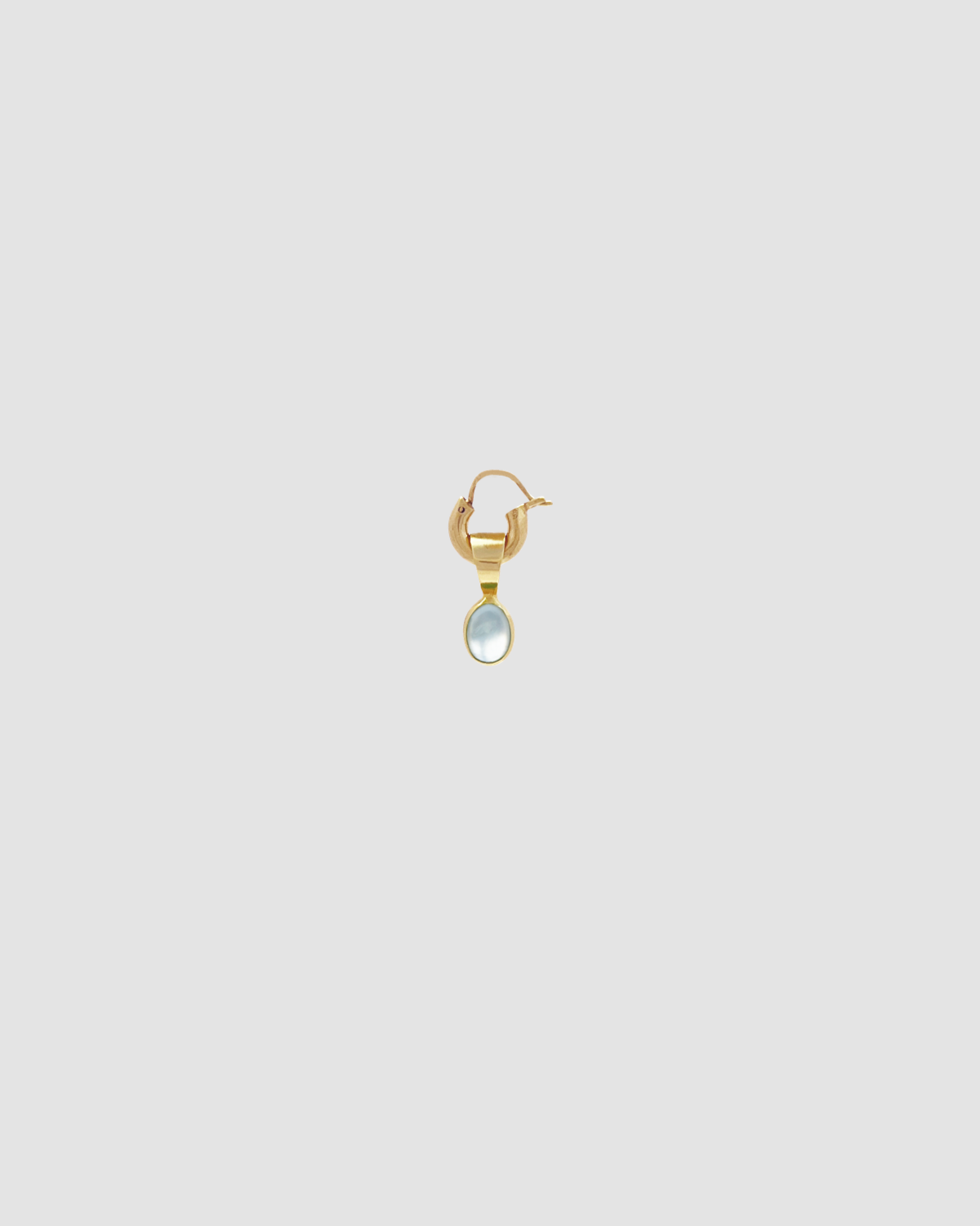 material:gold; add-on:tinyvintagehoopsclick; add-on:aquamarine-add-on;
