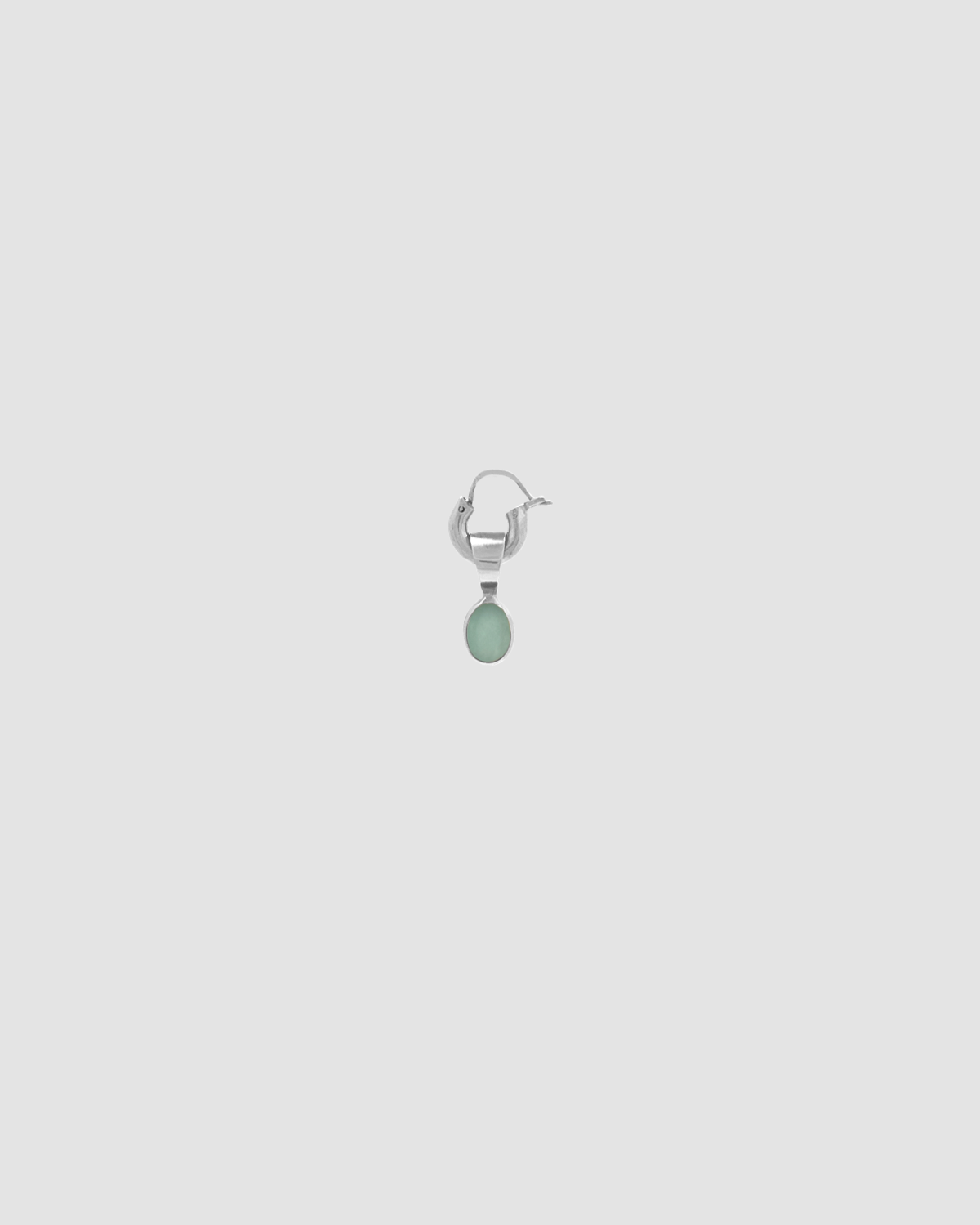 material:silver; add-on:tiny-vintage-hoops-click; add-on:emerald-add-on;