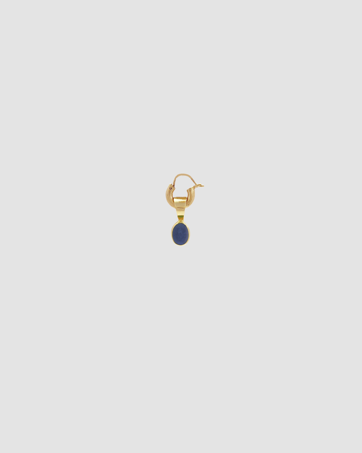 material:gold; add-on:tiny-vintage-hoops-click; add-on:lapislazuli-add-on;