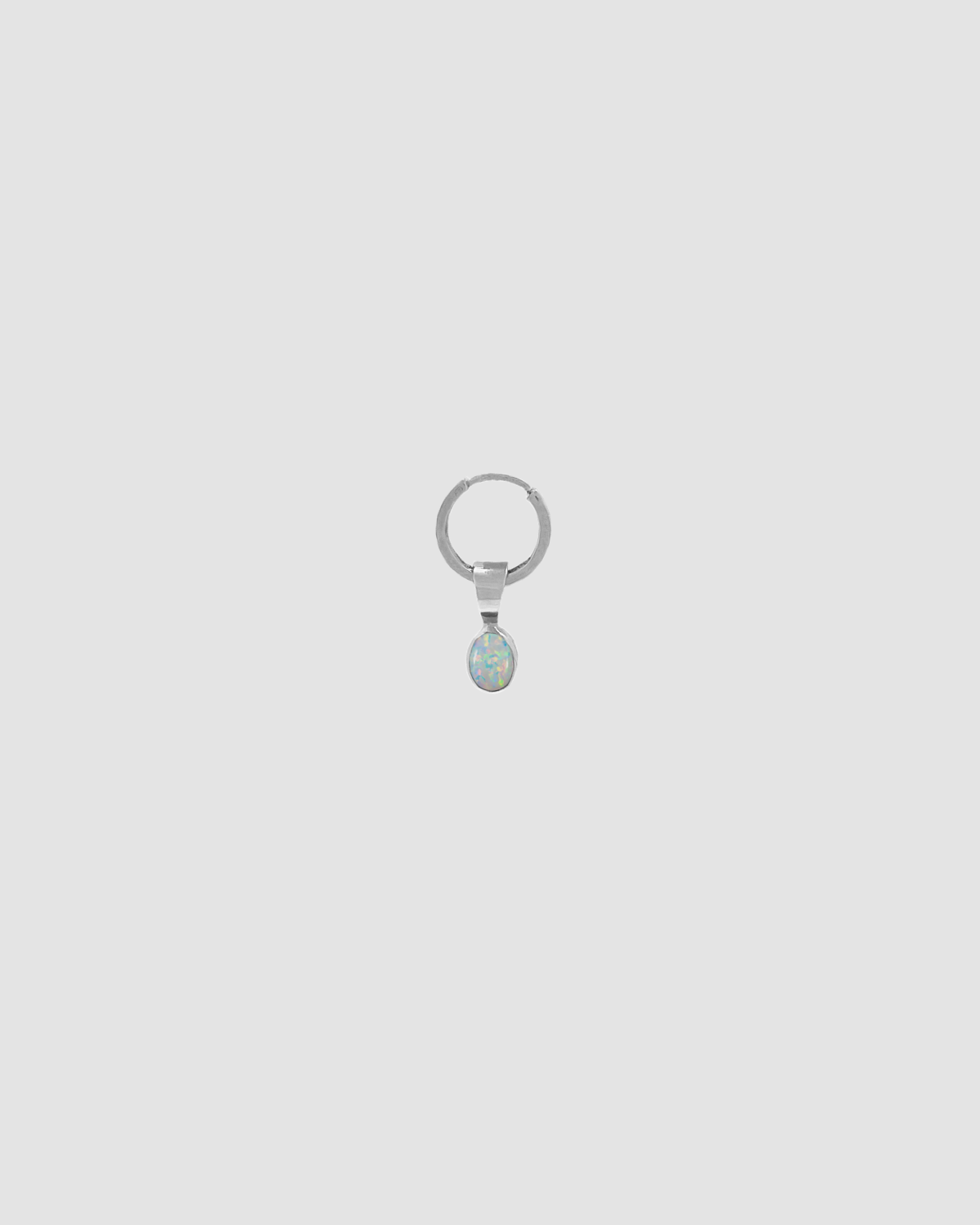 material:silver; add-on:wheel; add-on:opal-add-on;