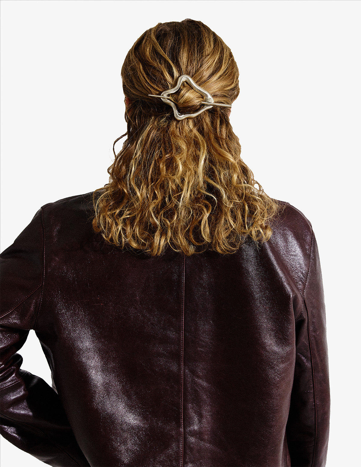 ERA hairclip x motra