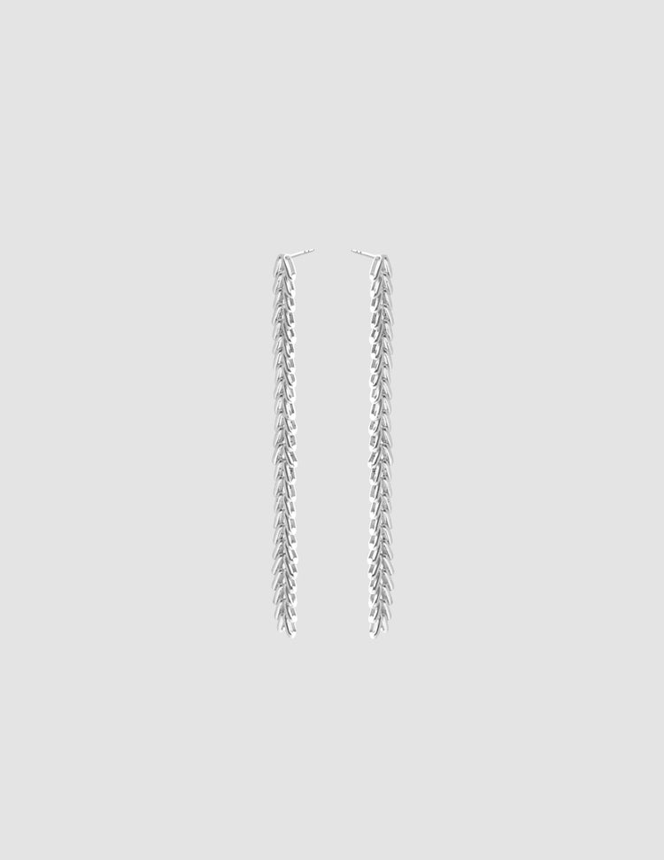 material:silver;