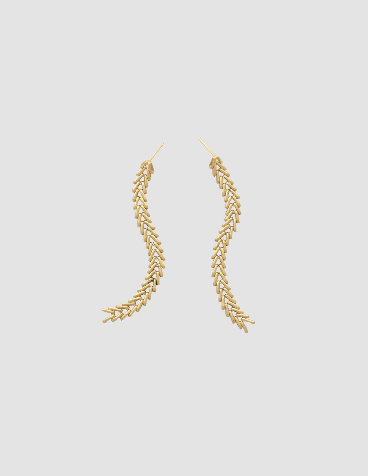 material:gold;