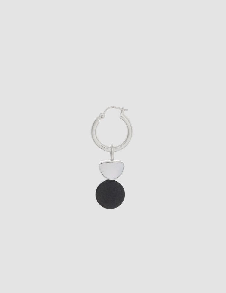 material:silver; add-on:hoops-2-click; add-on:black-moon-add-on;
