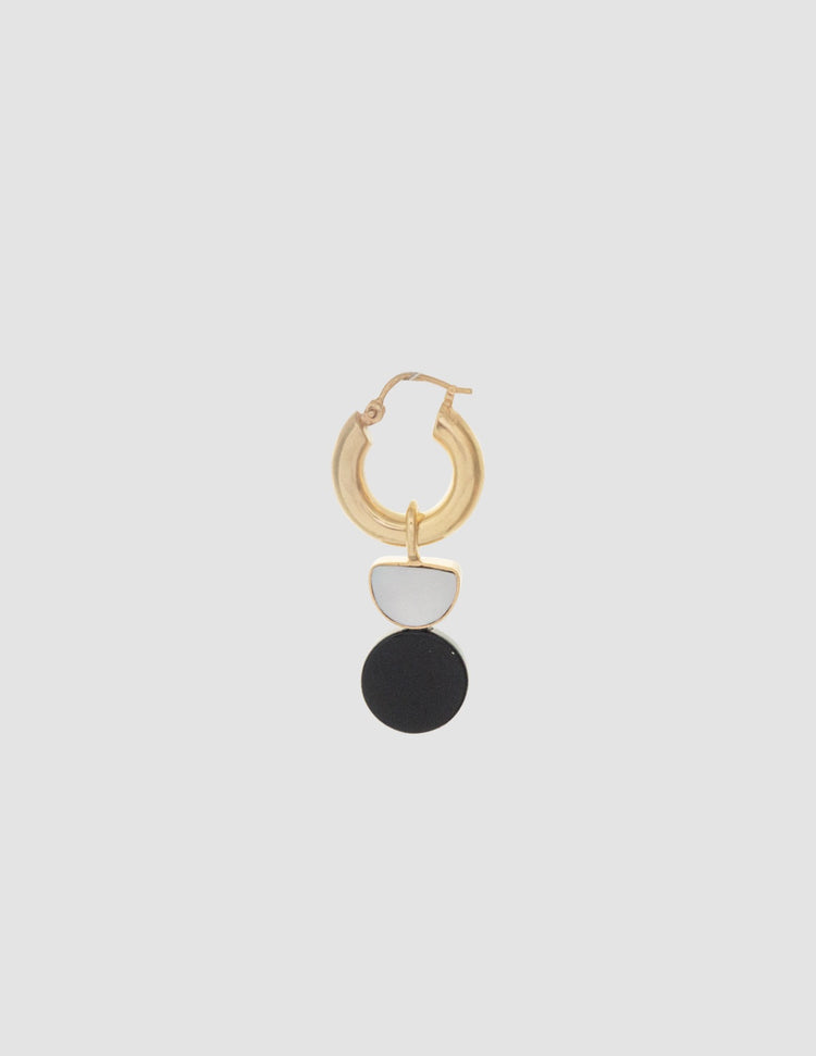 material:gold; add-on:hoops-click; add-on:black-moon-add-on;