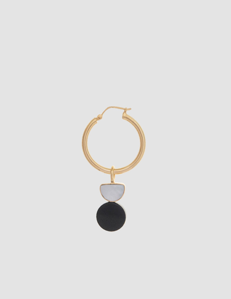 material:gold; add-on:hoops-3-click; add-on:black-moon-add-on;