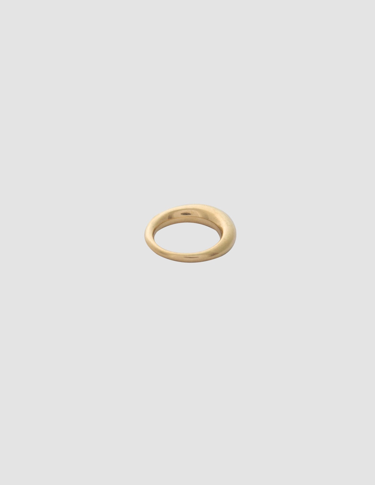 material:gold;