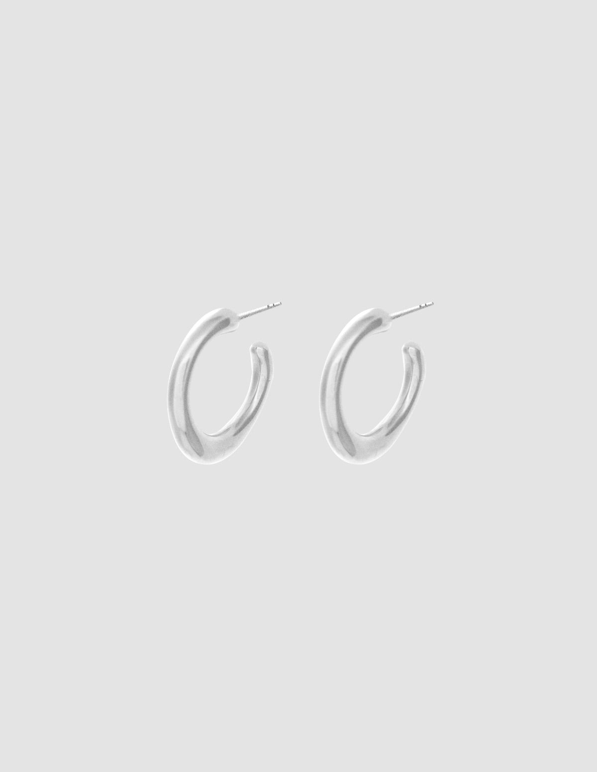 material:silver;