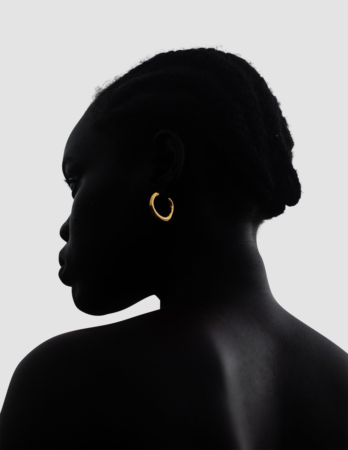 material:gold;