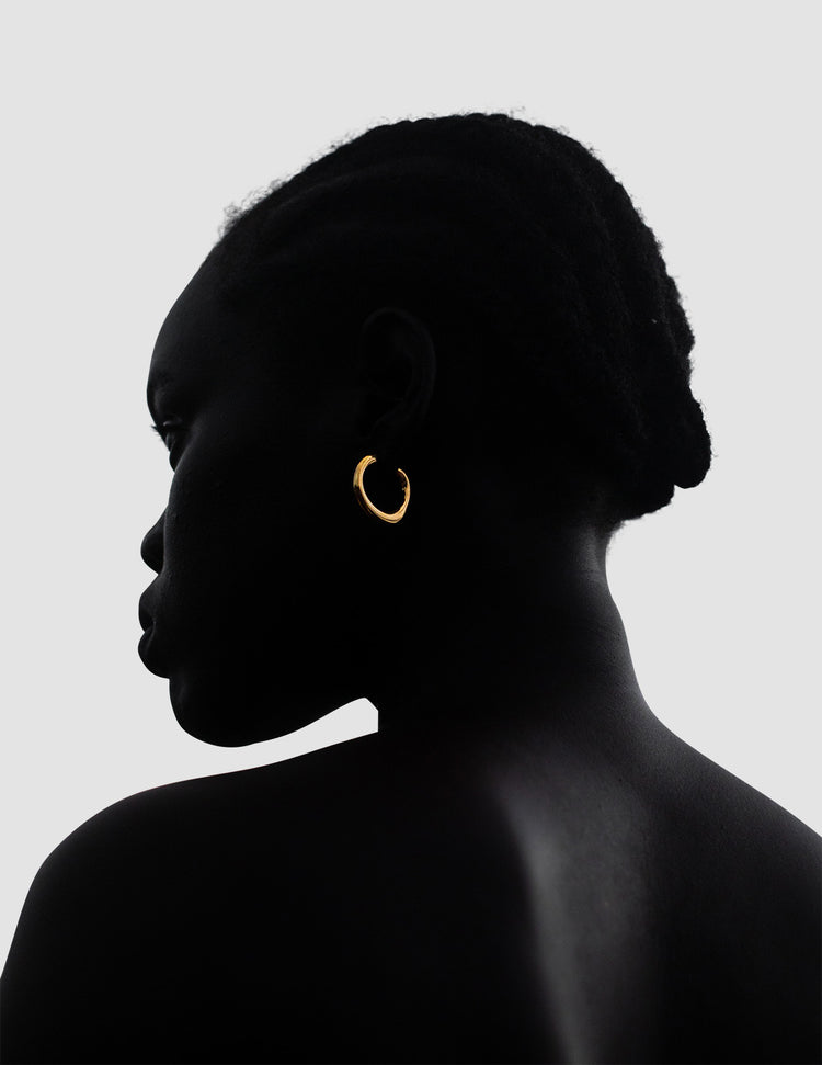 material:gold;