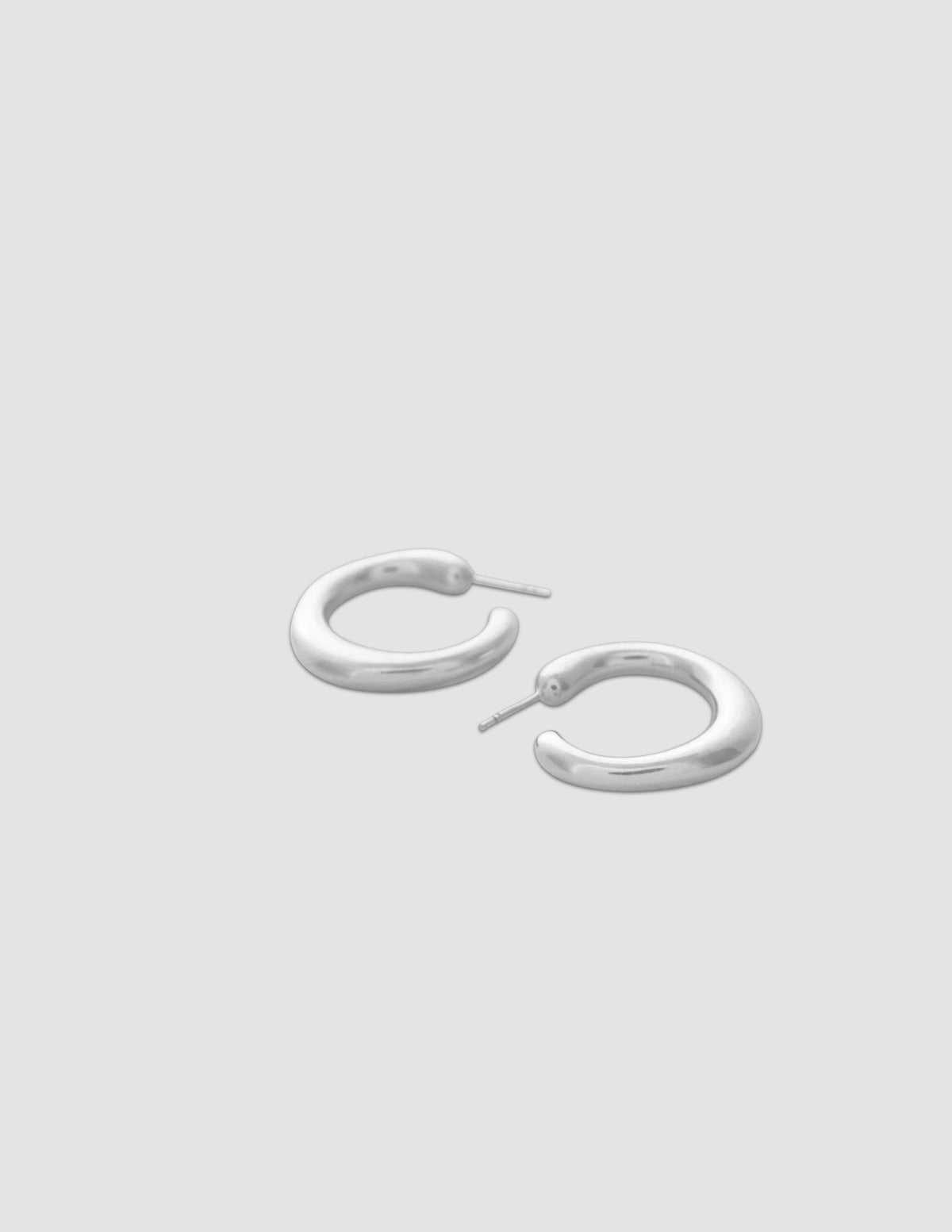 material:silver;