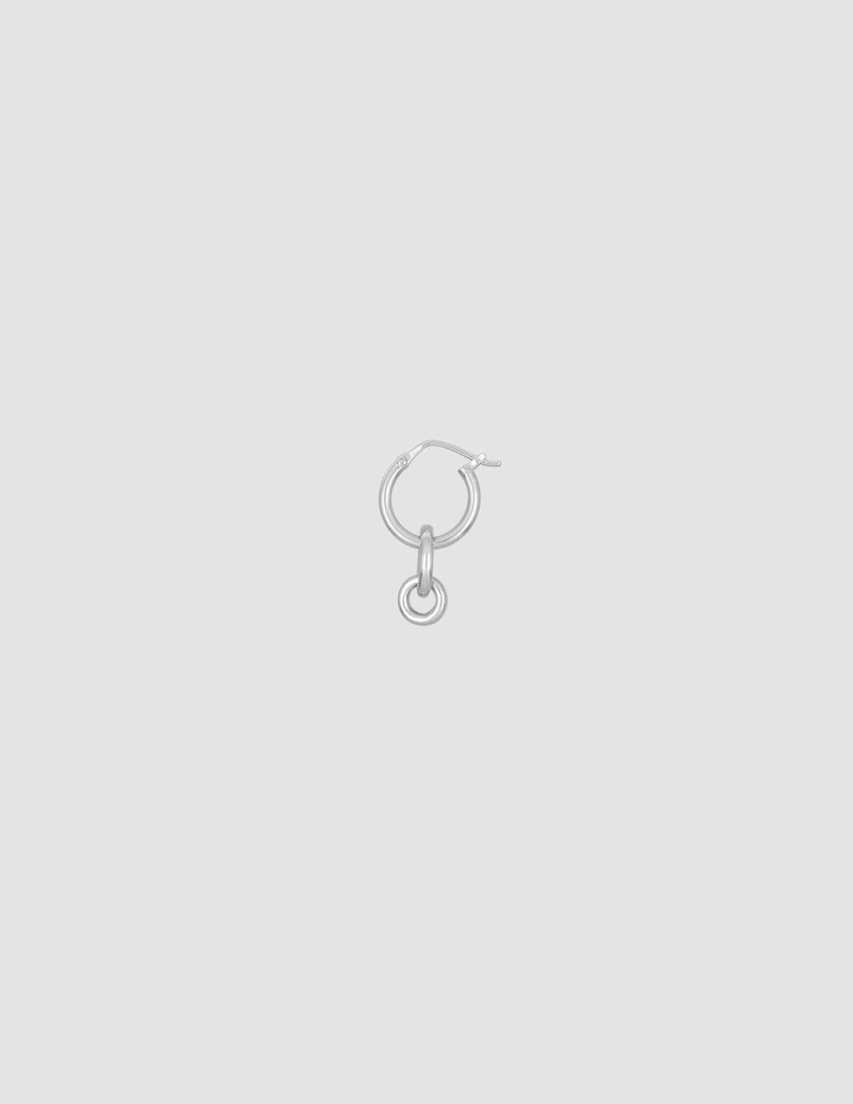 material:silver; add-on:hoops-1-5-click; add-on:curl-double-add-on;