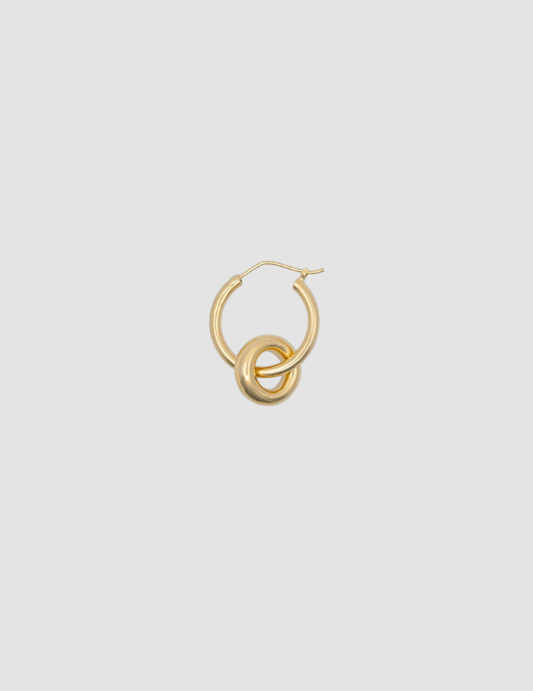 material:gold; add-on:hoops-3-click; add-on:donut-add-on;